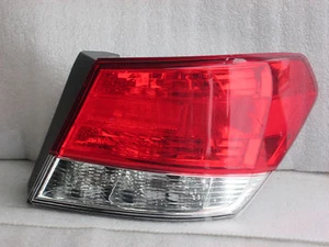 2010 2011 2012 2013 2014 Subaru Legacy Sedan REAR TAILLIGHT OEM RIGHT REAR - Picture 1 of 4