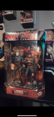 Figura Movie Maniacs Friday The 13th 6" Pesadilla en Elm Street Freddy vs Jason Foto 1 de 4