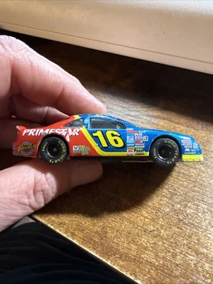 Hot Wheels Racing Superspeedway #16 Ford Thunderbird Ted Musgrave Family Channel - Image 1 of 4