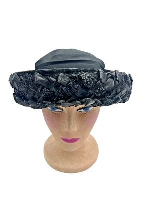 Sombrero de bombín vintage para damas corona de tela negra tejido ala de rafia hecho en unión Foto 1 de 4