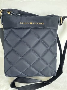 Tommy Hilfiger crossbody Messenger Style Bag. Authentic Bag From The USA. - Picture 1 of 10