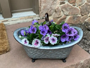 Farmhouse Bathroom Tub Christmas Gift Old Fashion Hammered Metal, Flower Pot - Picture 1 of 13