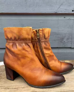 L’ARTISTE by Spring Step “ Modeste” (39/8.5) Tan Ankle Boots Booties Leather - Picture 1 of 15