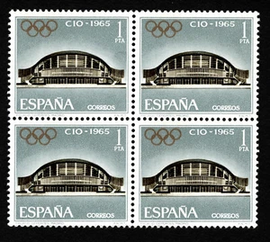 OPC 1965 España Madrid Sports Place Sc#1315 Bloque de 4 MNH 33985 - Imagen 1 de 1