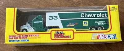 1/87 RACING CHAMPIONS #33 1994 HARRY GANT “SKOAL COLORS” TRANSPORTADOR DE EQUIPO NUEVO EN PAQUETE Foto 1 de 3
