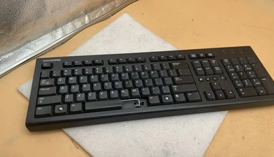 Compaq 505130-371 PR1101U Keyboard  Wired USB Black Space Bar Broken for Parts - Image 1 of 4
