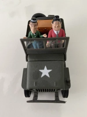 GATE - LAUREL & HARDY - WILLYS JEEP US ARMY - 1/32 DIECAST - Image 1 of 4