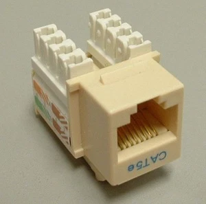 CAT5e Premium Keystone RJ45 110 Punch Down Keystone Snap-In Jack Insert - Ivory - Picture 1 of 1