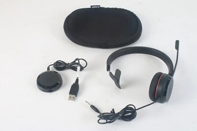 Jabra Evolve 30 II MS Stereo Noise Canceling Headset HSC060 W/ Case & Controller - Image 1 of 4