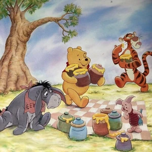 Winnie Puuh und Freunde Disney gerahmtes Bild Wandkunst 100 Hektar Holz 9 5/8 Zoll - Bild 1 von 5