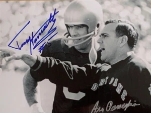 ARA PARSEGHIAN TERRY HANRATTY FIRMADO NOTRE DAME LUCHANDO IRLANDESES 66 CAMPEONES 8X10 - Imagen 1 de 1