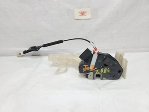 Actuador de cierre de puerta delantero derecho Ford Edge 2015-2024 pasajero FT4Z5821812D - Imagen 1 de 3