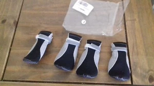 Hunde Schwarz & Silber Anti Rutsch Wasserdicht Schutz Regen Booties - 3,5 x 3 cm - Bild 1 von 3