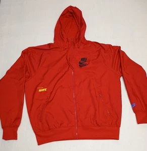 Nike Sportwear Sport Essentials+ Chaqueta cortavientos tejida para hombre roja mediana - Imagen 1 de 11