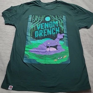 Camiseta Muk Venom Drench Cinema Scares Pokemon Center PC Exclusiva L Grande Verde - Imagen 1 de 13