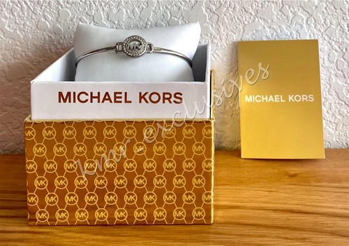 Nuovo con scatola Braccialetto con logo tonalità argento Michael Kors con accenti cristallo pavimentazione prezzo al dettaglio: $85