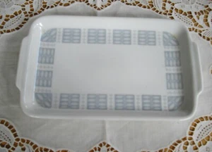 Plato vintage Wissterling Bavaria blanco y azul ~ 4 7/8" x 8 1/8" ~ - Imagen 1 de 6