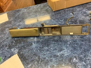 1966-1967 Lincoln Continental Armrest  - Bild 1 von 4