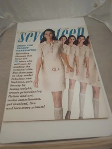1968 JANUARY SEVENTEEN MAGAZINE TEEN FASHION - Imagen 1 de 3