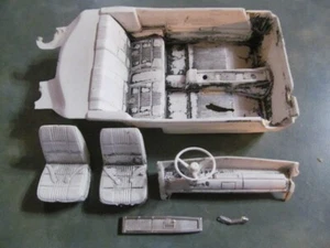 Dodge Coronet 1968 modelo MPC interior de auto - Imagen 1 de 3