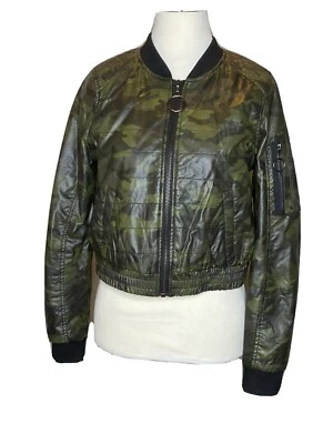 Chaqueta de bombardero Jolt camuflada mediana Foto 1 de 4