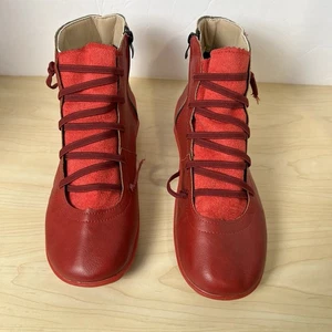 Fashion Footwear Side Zip Lace Accent Round Toe Lightweight Ankle Boot Size 9 - Picture 1 of 7