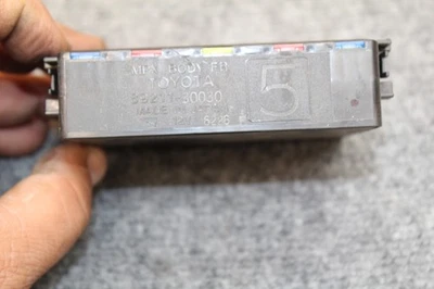 06 07 08 09-15 Módulo de control de carrocería MultiPlex Lexus IS250 GS350 89211-30030 FABRICANTE DE EQUIPOS ORIGINALES Foto 1 de 4