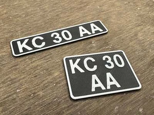 1/10 Crawler Number Plate (pair) - Military Land Rover - Picture 1 of 2