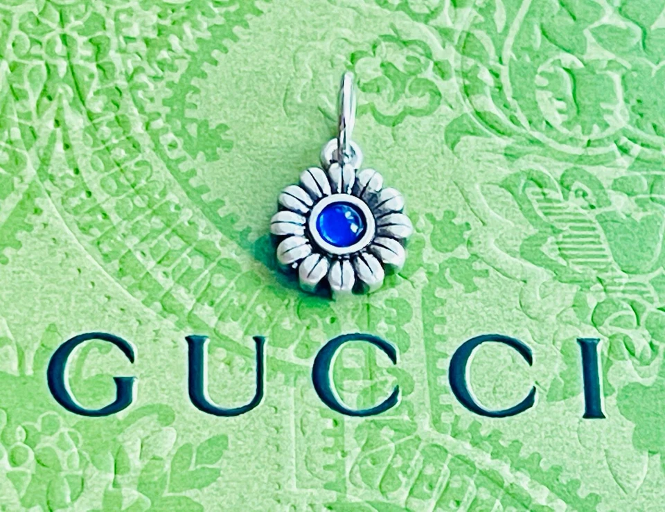 Gucci 1 pieces silver vintage zipper pull   metal   flower & stamped - Image 1 of 4