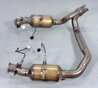 ✅ 2013-24 RAM 1500 Classic 5.7L OEM EXHAUST SYSTEM PIPE CONVERTER OXYGEN SENSOR Foto 1 de 4