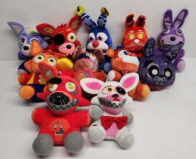 Peluches Five Nights At Freddy’s FNAF ~ Lote de 11 peluches - Ver fotos Foto 1 de 4