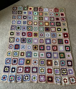 Granny Square Tan Boarder Multicolor Squares Crochet Afghan Blanket Vintage EUC - Picture 1 of 10