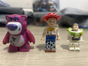 LEGO Toy Story Mini Figures with Dirt Stains - Picture 1 of 1