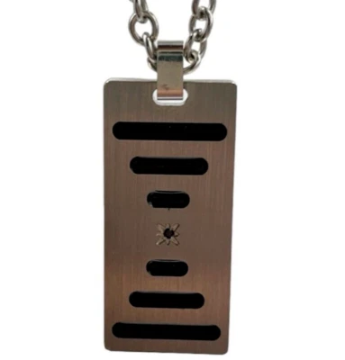 Collana uomo Targhetta Piastrina rettangolare argento nera acciaio inox firmata. - Immagine 1 di 4