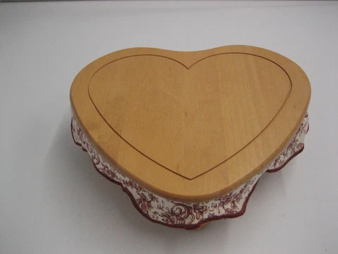 Longaberger Basket Heart Shape 1999 Liner Protector Lid Love Treasure Sweetheart Cover