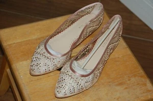 Ladies Pearl and Rhinestone Shoes - Picture 1 of 6