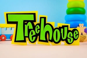 Treehouse Logo 3D Printed Stand Sign Pretend Play Kids Toy 20th Century Fox TV - Picture 1 of 5