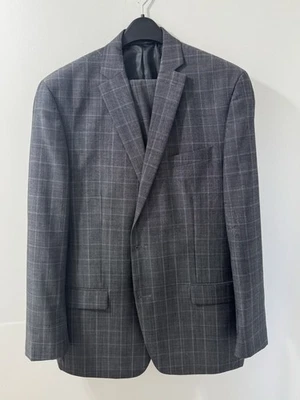 Michael Kors Men’s Tailored Fit Gray Plaid Suit, 44L, Pants 36/33,  Wool Blend   - Image 1 of 4