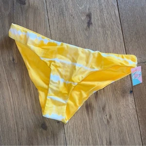 Ardene NWT scrunch butt cheeky Yellow and White Tie-Dye Bikini Bottom - Picture 1 of 6