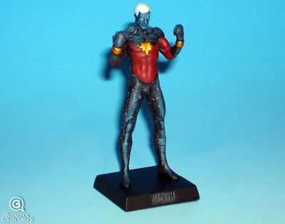 Captain Marvel Statue Classic Collection Die-Cast Figurine Limited Edition New - Image 1 of 4