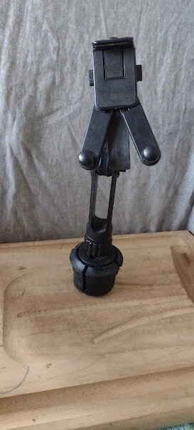 Soporte para taza iKross con rotación de 360 grados se adapta a la mayoría de las tabletas de hasta 9,5" Foto 1 de 4