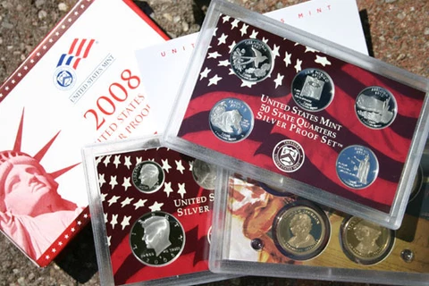 2008 S United States Mint ANNUAL 14 Coin SILVER Proof Set Cover