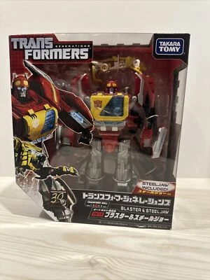 TRANSFORMERS GENERATIONS TAKARA TOMY BLASTER & STEEL JAW TG-17 - Image 1 of 4