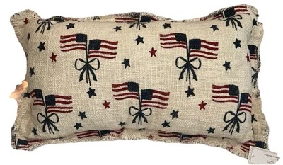 "Almohada con bandera americana hecha en casa para cupcakes y cachemir con lazos 24x14"" pulgadas nueva" Foto 1 de 3
