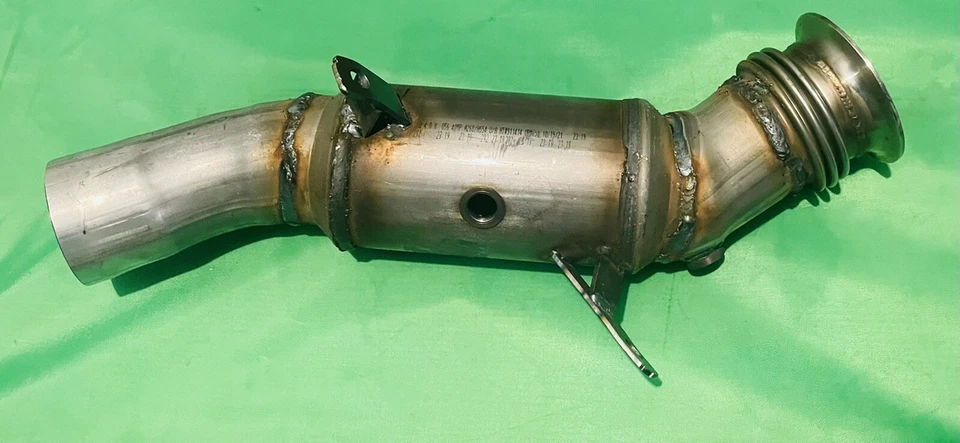 2011-2014 BMW 535 535ix 640 740 X5 X6 N55 Engine Catalytic Converter - Image 1 of 1