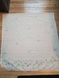 Beautiful Sheer White Material/Runner Panel Hand Sewn Sequin Floral - Picture 1 of 12