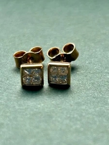 9CT 9K PRINCESS CUT DIAMOND STUD EARRINGS BRIGHT AND SPARKLY ABOUT HALF CARAT - Picture 1 of 6