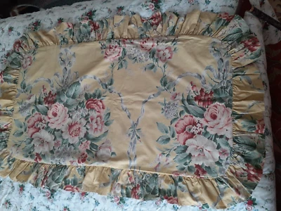 Ralph Lauren EVELYN King Almohada con Volantes Algodón Falso-años 90 Amarillo Floral Foto 1 de 4