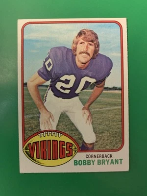 1976 Topps Bobby Bryant Minnesota Vikings #11 - Image 1 of 2