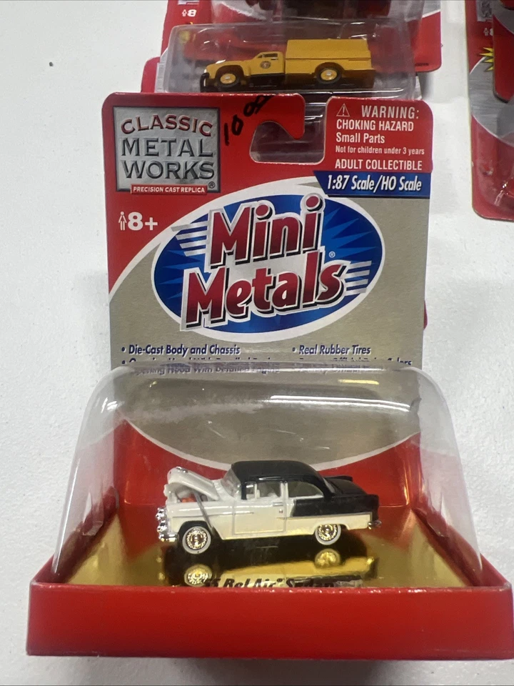 Classic Metal Works 30128 HO Mini Metals White/Black '55 Chevy Bel Air Sedan Car - Image 1 of 1